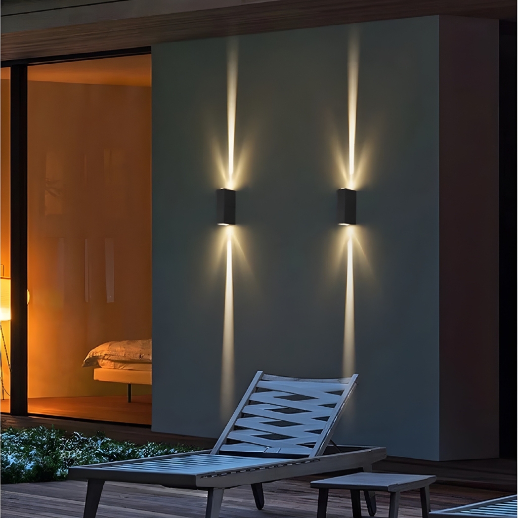 Axis Wall Lamp
