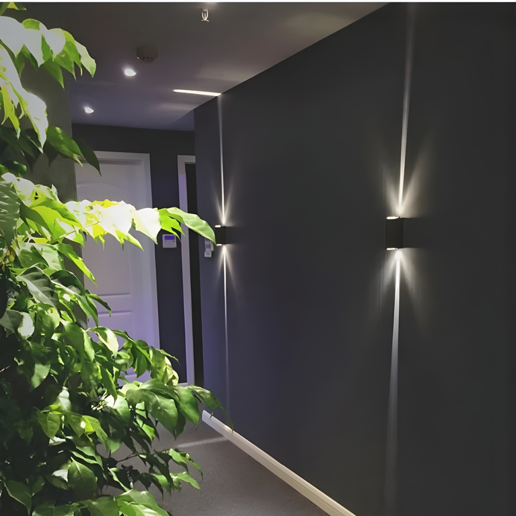 Axis Wall Lamp
