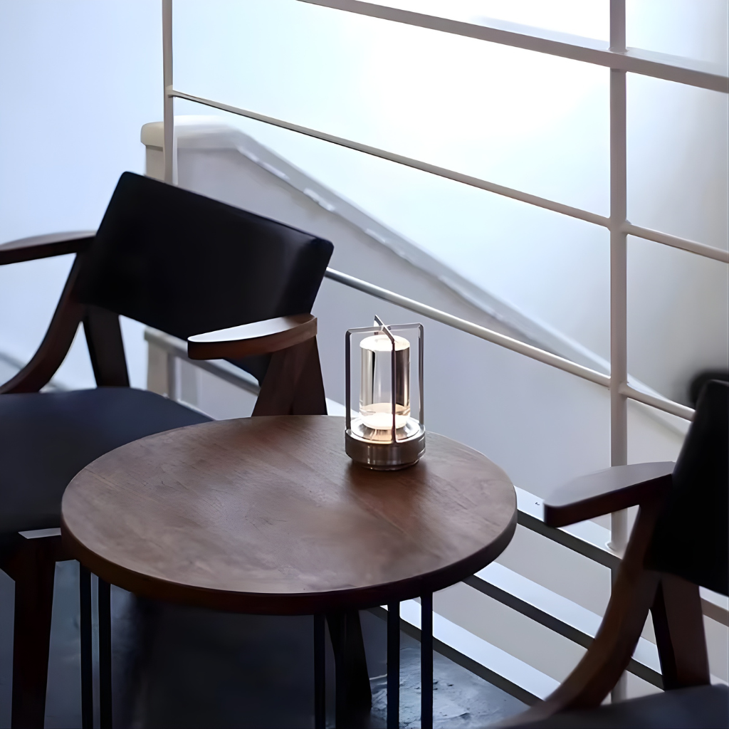 Juno Table Lamp