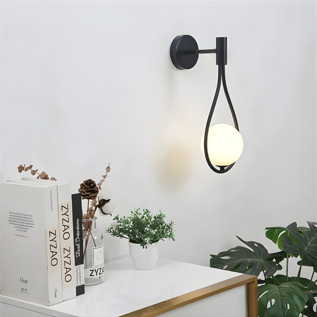 Teara Wall Lamp