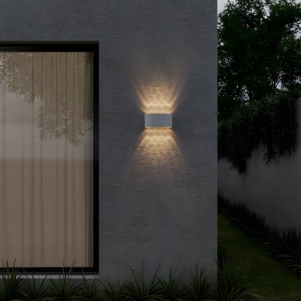 Raylix Wall Lamp
