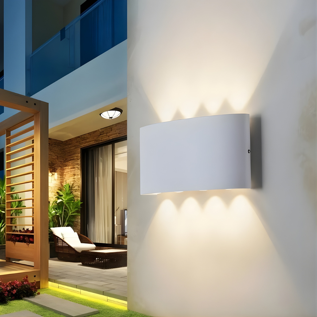 Raylix Wall Lamp