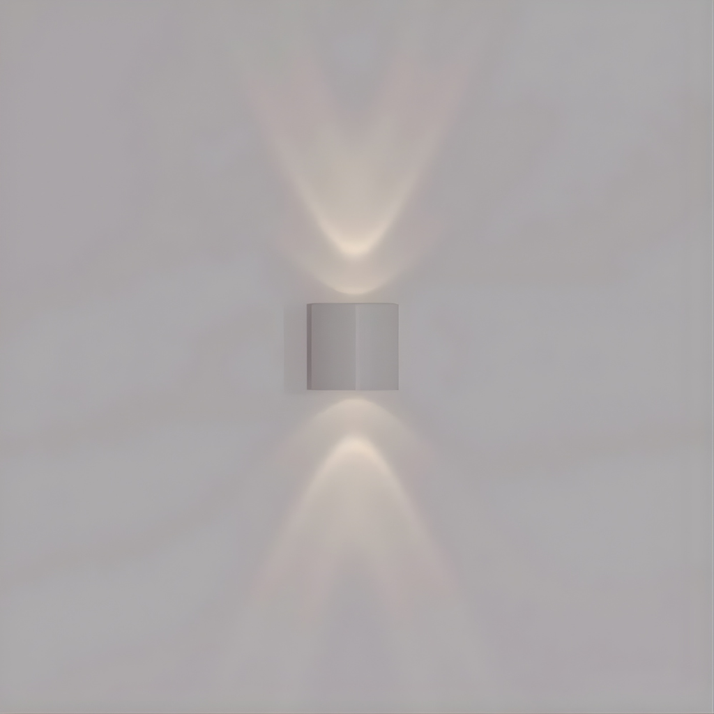 Raylix Wall Lamp