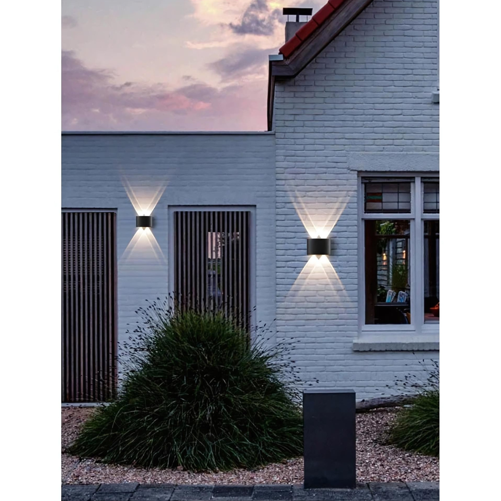 Raylix Wall Lamp