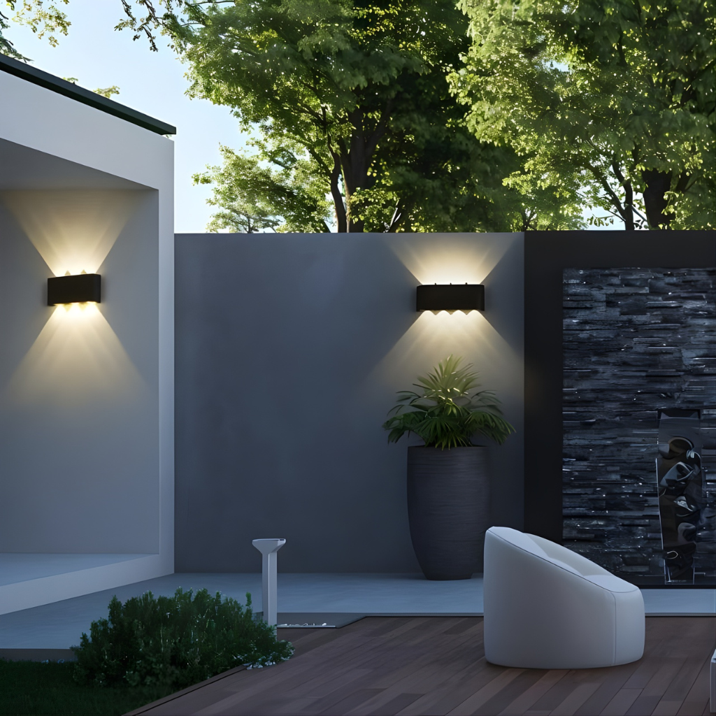 Raylix Wall Lamp