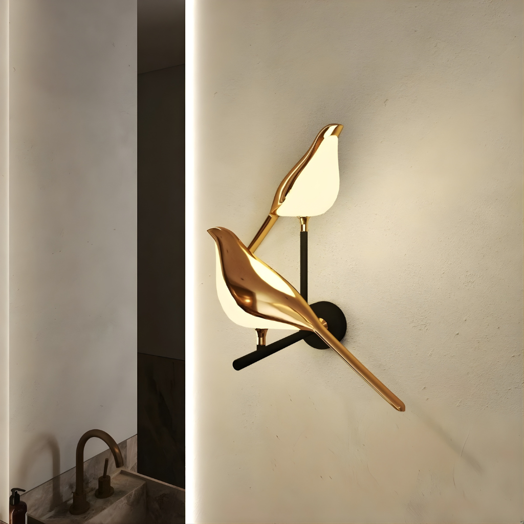 Liora Wall Lamp