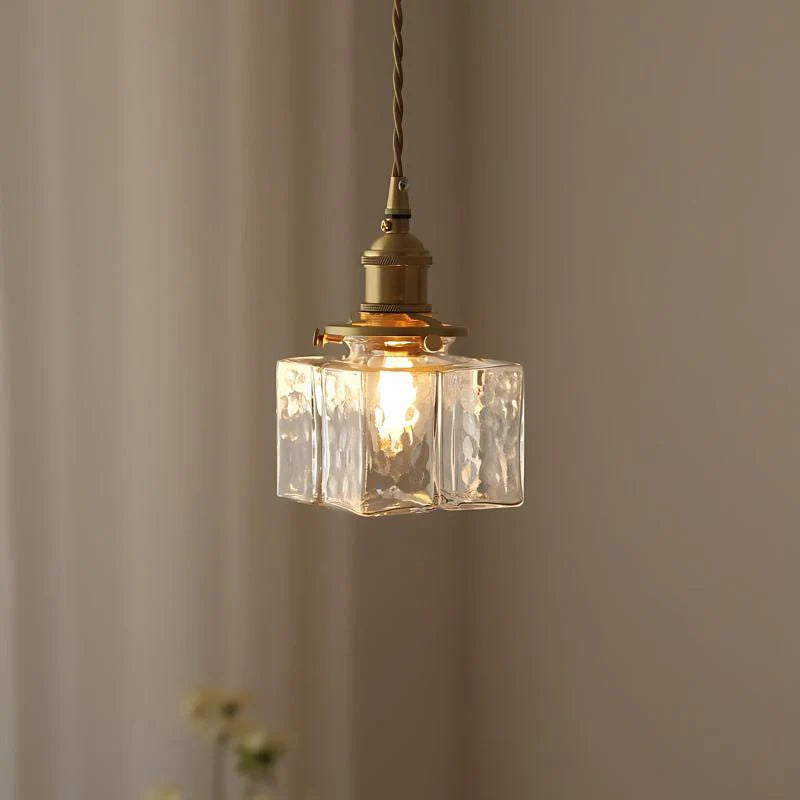 Vara Pendant Light